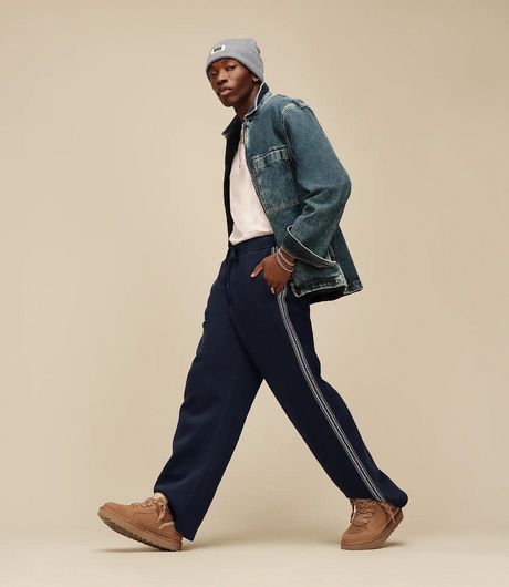 UGG Lowmel Chestnut