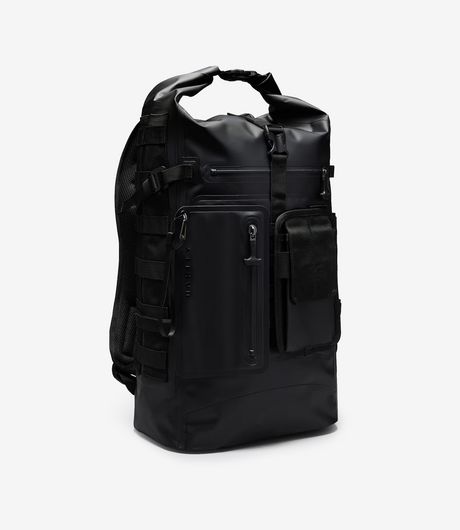 Oakley Reserve Tactical Dry Backpack Pitch Black