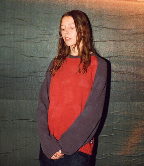 STUSSY - Guizio ニット Lisa着用 cut-out rib knit GUIZIO Ruffle Knit Tie Top in Lime & Berry | REVOLVE