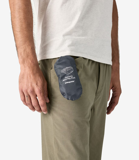 Patagonia Terravia Mini Hip Pack 1L Black