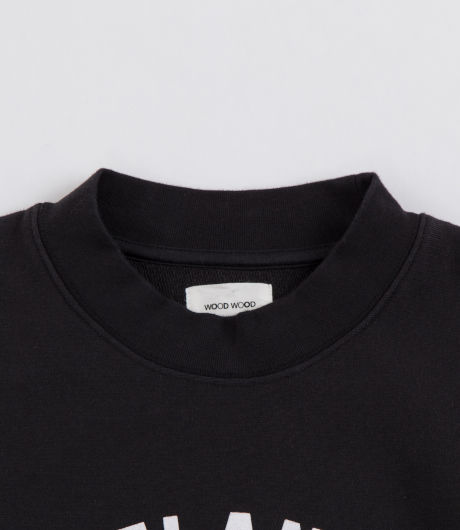 Wood Wood Larry Sweatshirt Carravagio Black