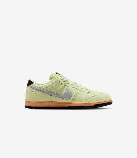 Nike SB Dunk Low Verdugo Mountain Pistachio Frost/Wolf Grey/Gum Yellow/Magic Ember/Black