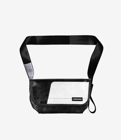 Freitag F42 Surfside 6 Medium Messenger Bag Summit White/Black