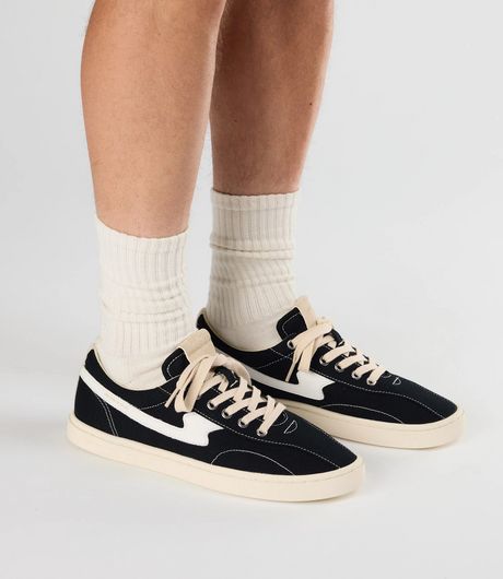 Stepney Workers Club Surrma S-Strike Canvas Black/White