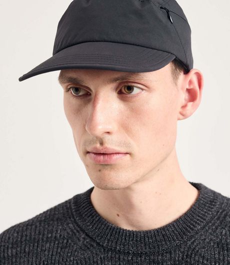 Norse Projects Gore-Tex Windstopper Pocket Cap Black