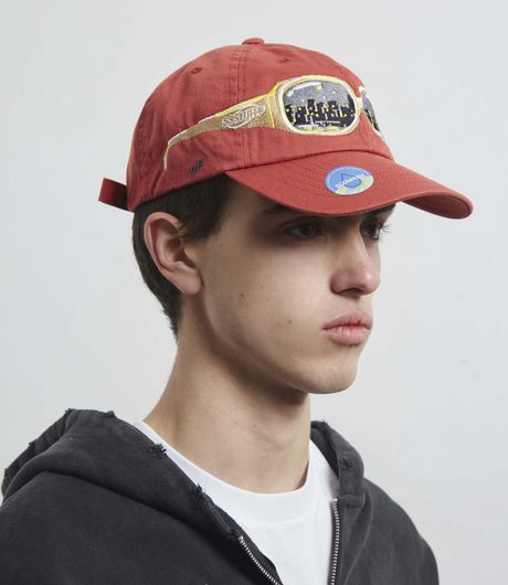 SSSTUFFF I Wear Glasses Cap Red