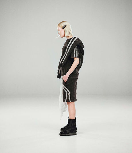 Racer Worldwide Track T-Shirt Faded Black