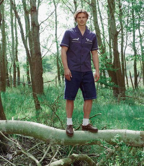 The Loose Company Kiss Shirt Navy