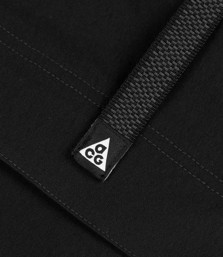 Nike ACG Smith Summit Cargo Short Black/Anthracite