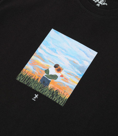 Dancer Embrace Tee Black