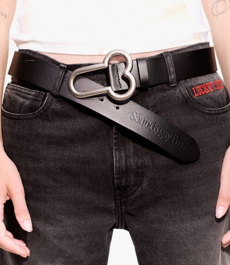 Carne Bollente Below the Belt Black