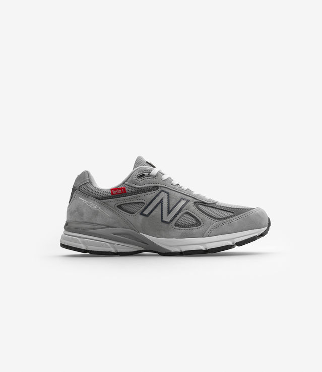 New Balance ⭐️990vs4⭐️ニューバランス⭐️40周年記念正規品⭐️ New Balance M990の40周年記念第4弾〈990v4〉が国内11月12日に