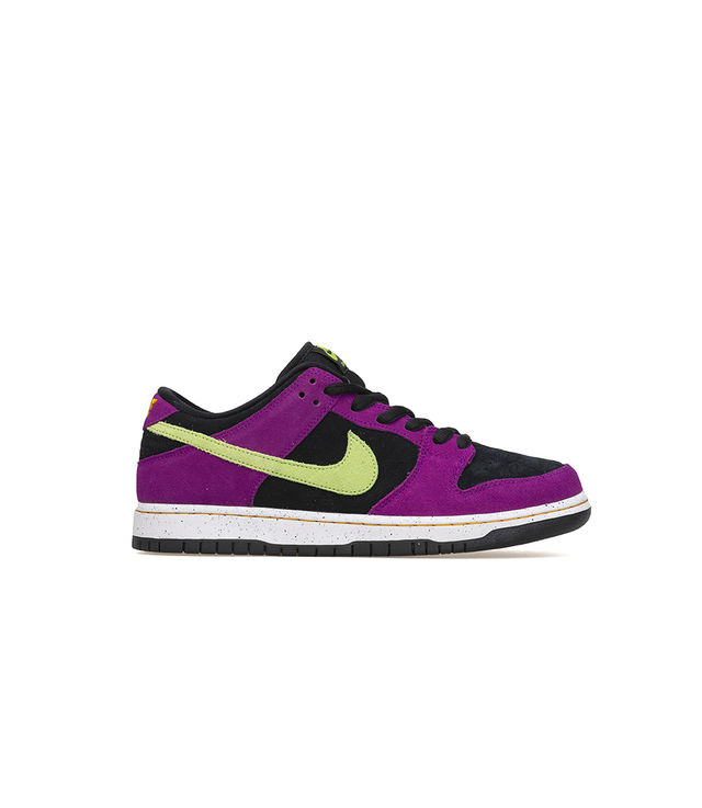 Shop Nike SB Dunk Low 'ACG Terra' Red Plum/Black at itk online store