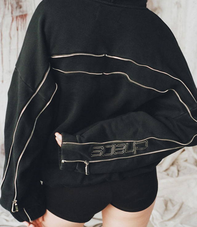 三苫愛　CHAOS ZIP HOOD  Things That Matter 三苫愛 CHAOS ZIP HOOD Things That Matter