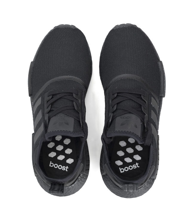 adidas r1 triple black