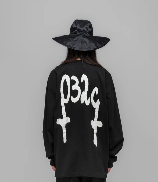 【032C】SEOUL OVERSIZED LONGSLEEVE WASHED BLACK OFFICE FRUIT