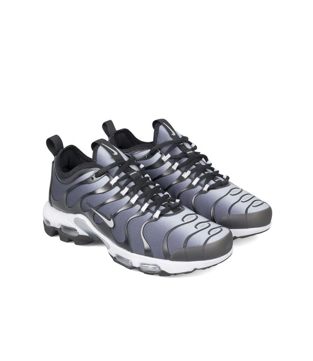 nike air max plus tn ultra black silver