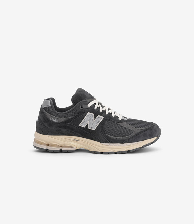 Shop New Balance M2002RHO Phantom at itk online store