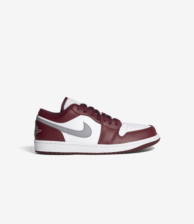 Shop Air Jordan 1 Low White/Bordeaux at itk online store