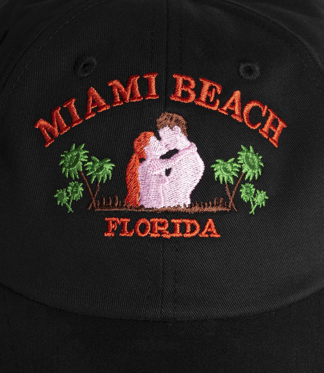 Shop Carne Bollente Kisses From Miami Cap Black at itk online store