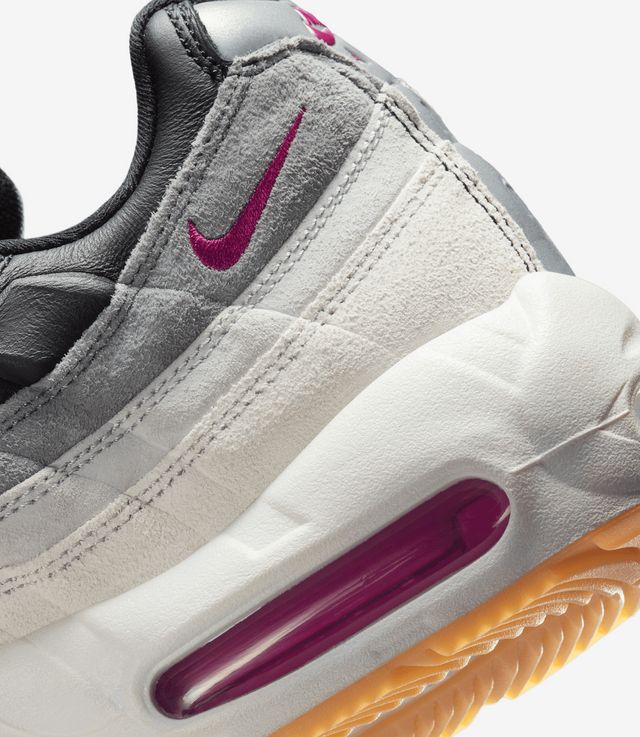 Shop Nike SB Air Max 95 Summit White/Cactus Flower at itk online store