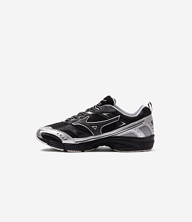 Mizuno MXR Black/Sand/Purple Haze