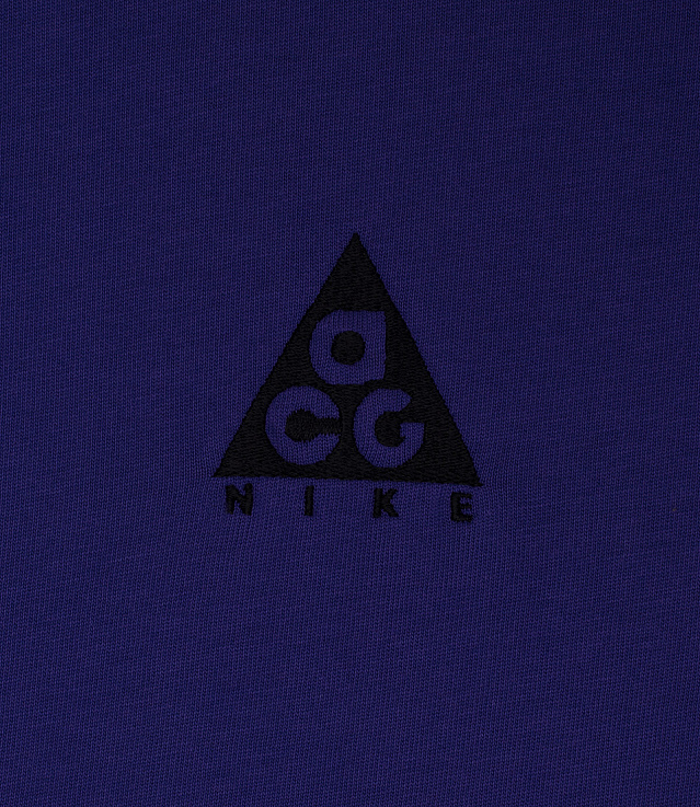 Shop Nike ACG Logo T-Shirt Fusion Violet/Black at itk online store